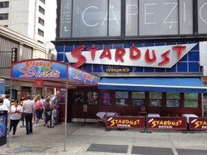 Ellen's Stardust Diner New York 1