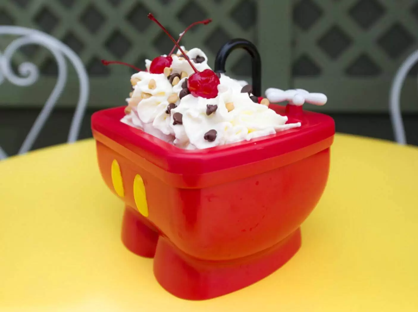 Pia do Mickey > Onde Comprar o Sorvete na Disney? GUIA 2024