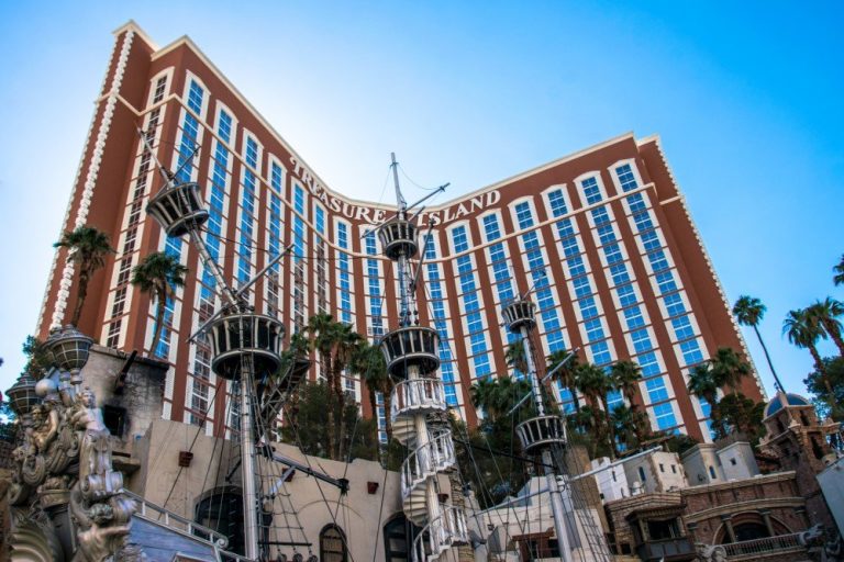 hotel treasure island em las vegas