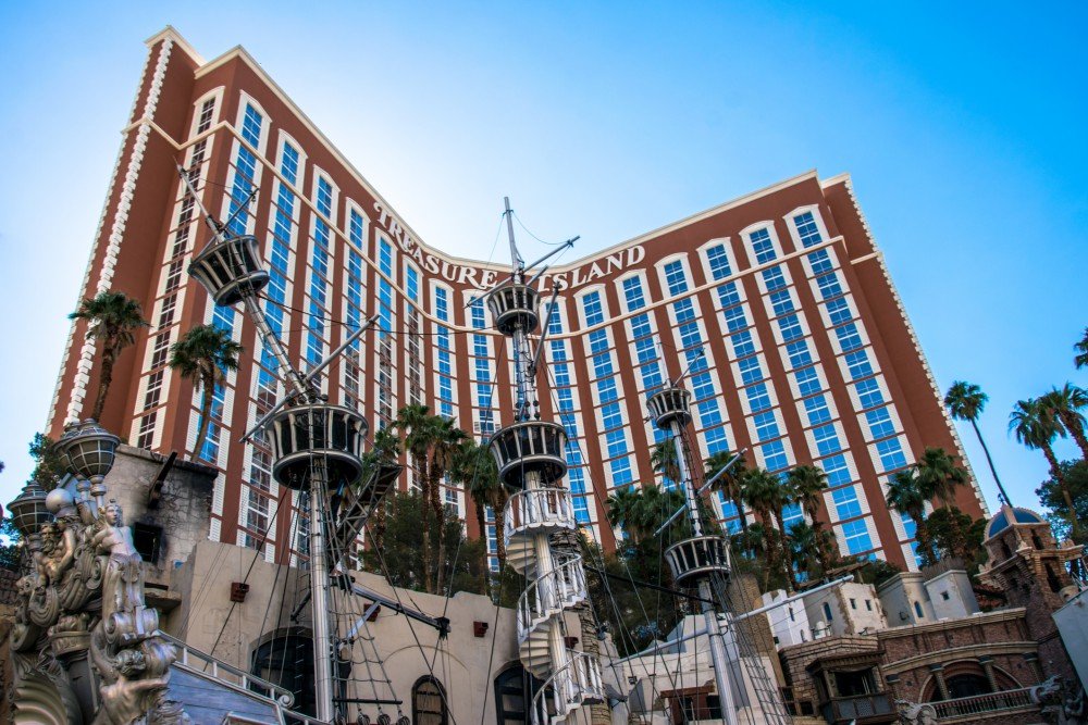 hotel treasure island em las vegas