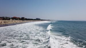 Memorial Day e altas temperatura levam as pessoas para as praias de Los Angeles nesse final de semana 1