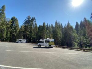 Aumento de casos de coronavírus faz Yosemite fechar as áreas de acampamento 1