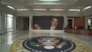 Biblioteca e Museu Presidencial Richard Nixon passa a oferecer tours virtuais 1
