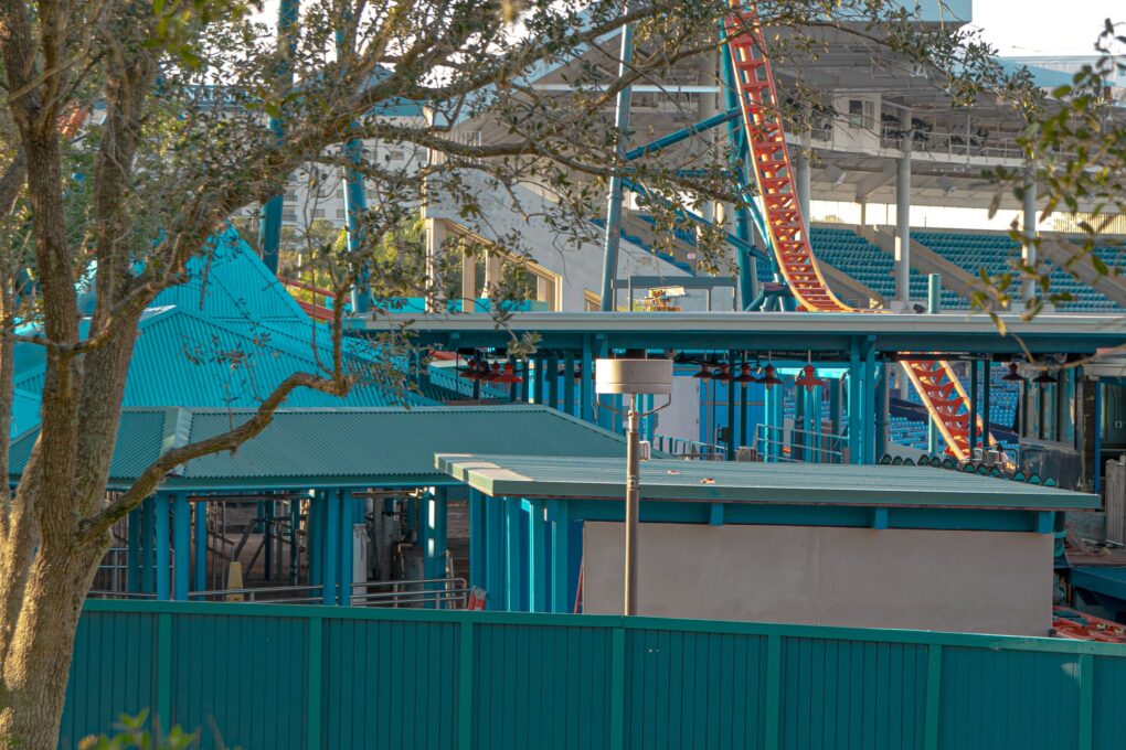 Atualização da construção da Ice Breaker, no SeaWorld Orlando 3