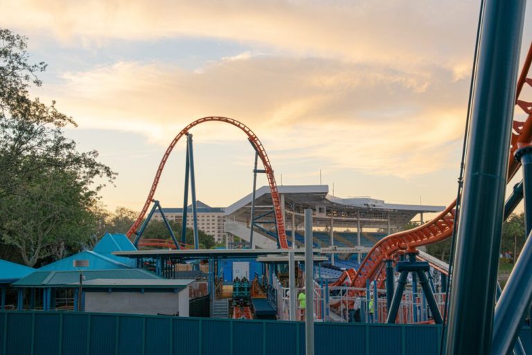 Atualização da construção da Ice Breaker, no SeaWorld Orlando 1