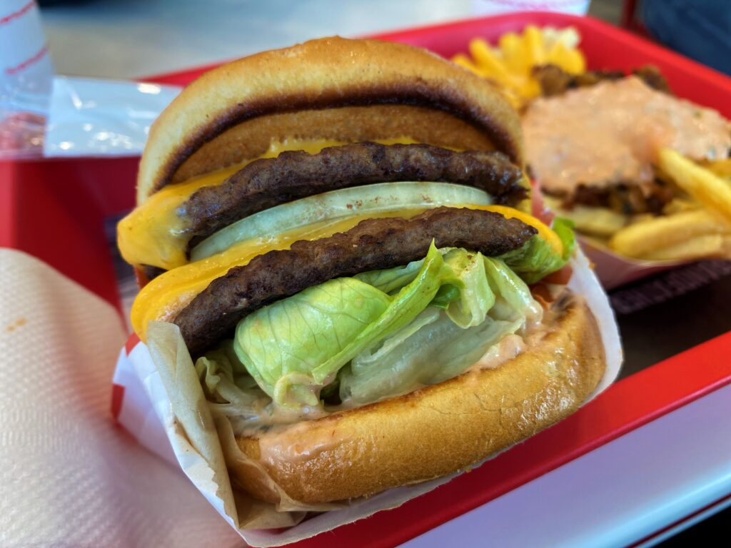 Restaurante In-N-Out Burger na Califórnia