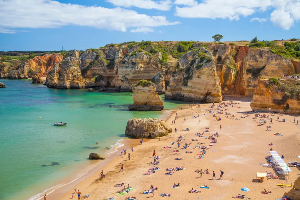 Melhores praias de Portugal: destinos incríveis para conhecer nas suas férias 2