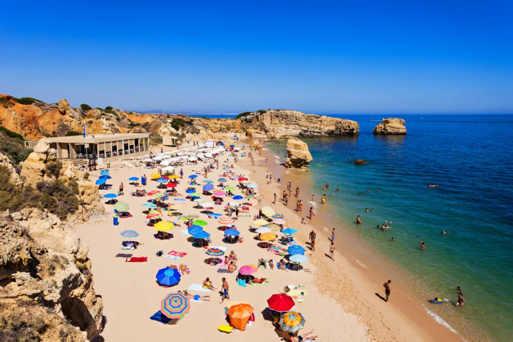 Melhores praias de Portugal: destinos incríveis para conhecer nas suas férias 5